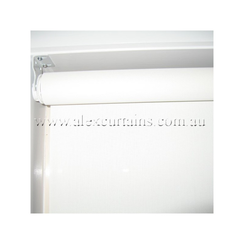 Sunscreen White Roller
